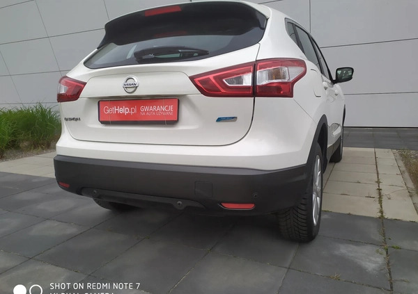 Nissan Qashqai cena 48900 przebieg: 120990, rok produkcji 2015 z Człopa małe 781